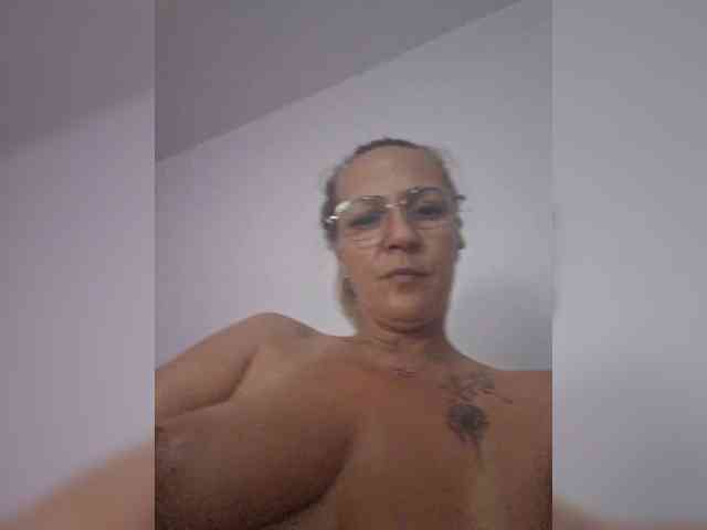 Sweetaniaa webcam