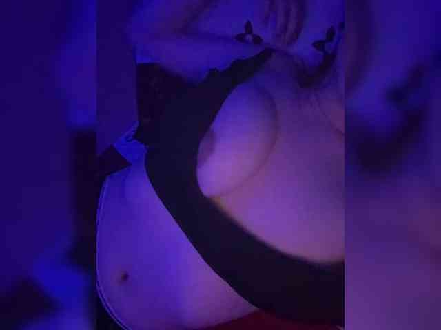Bitttccchhh webcam