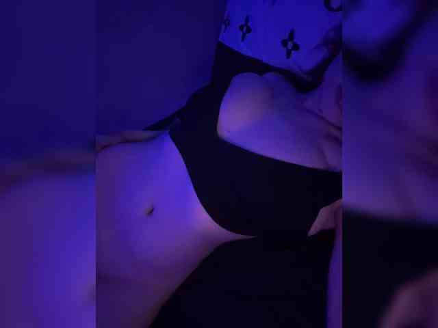Bitttccchhh webcam