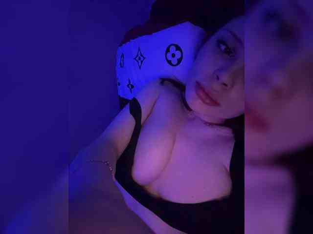 Bitttccchhh webcam