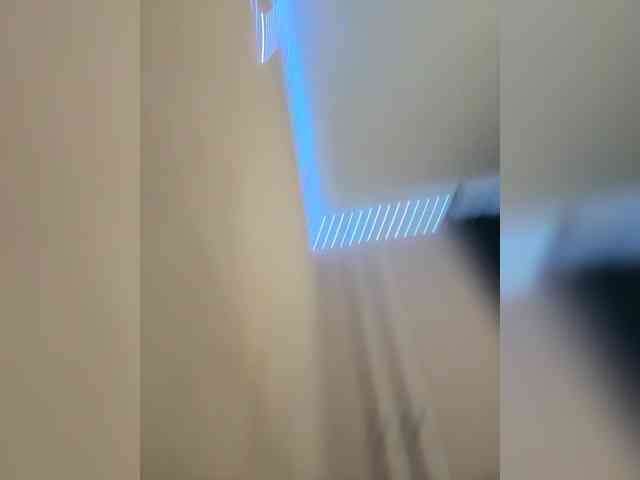 1Miumiumiu webcam
