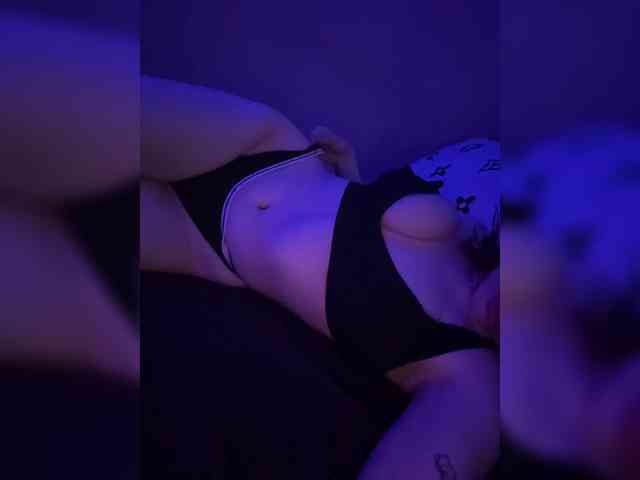 Bitttccchhh webcam