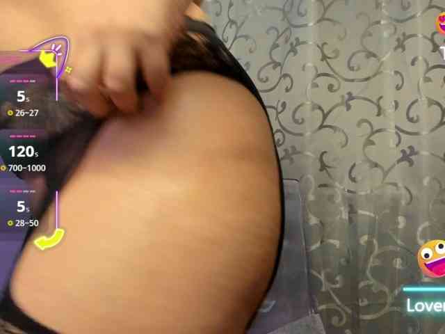 AdriannaLyly webcam