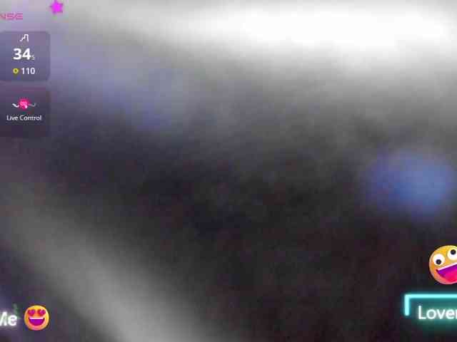 AdriannaLyly webcam