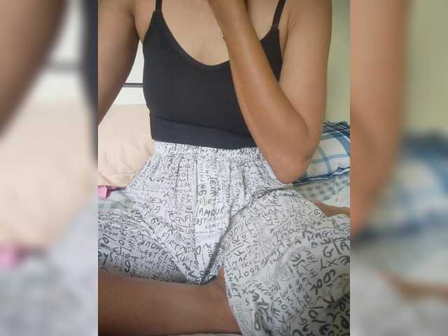 Rabearivelo's BongaCams show and profile