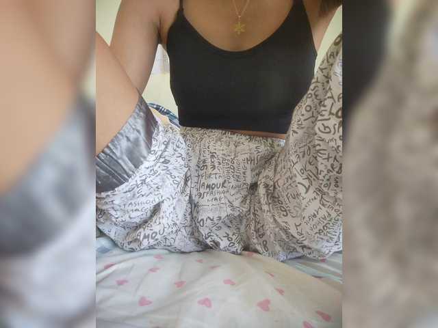 Rabearivelo's BongaCams show and profile