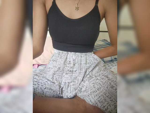 Rabearivelo's BongaCams show and profile