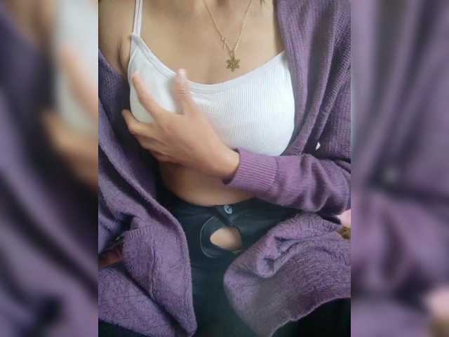 Rabearivelo's BongaCams show and profile