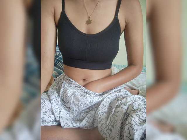 Rabearivelo's BongaCams show and profile