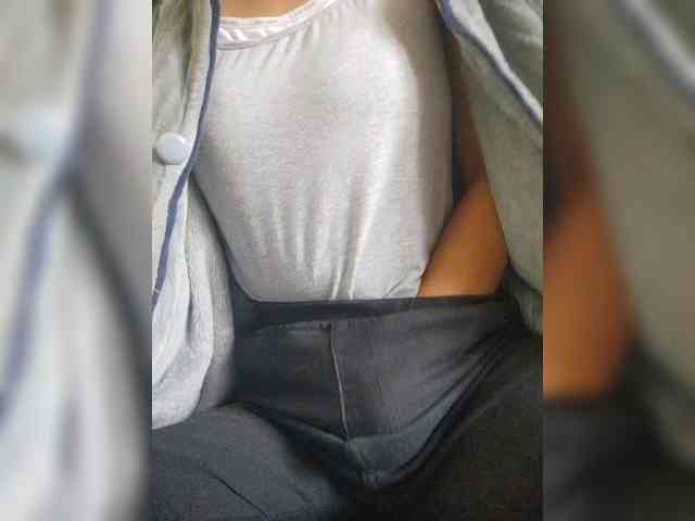Molie-777 webcam