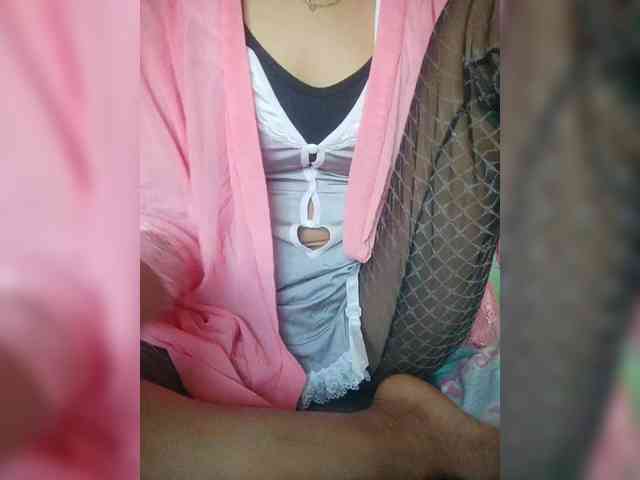 Molie-777 webcam