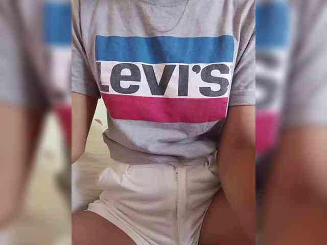 Rabearivelo Live Webcam on BongaCams