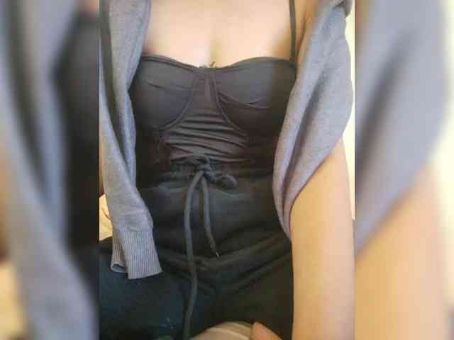 Molie-777 webcam