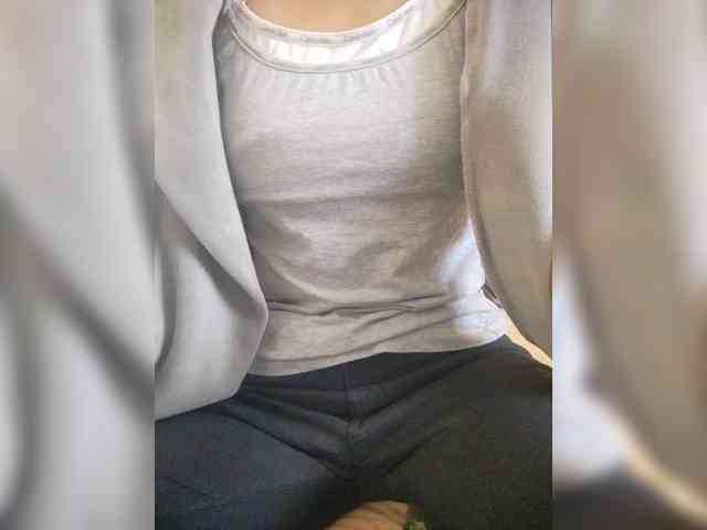 Molie-777 webcam
