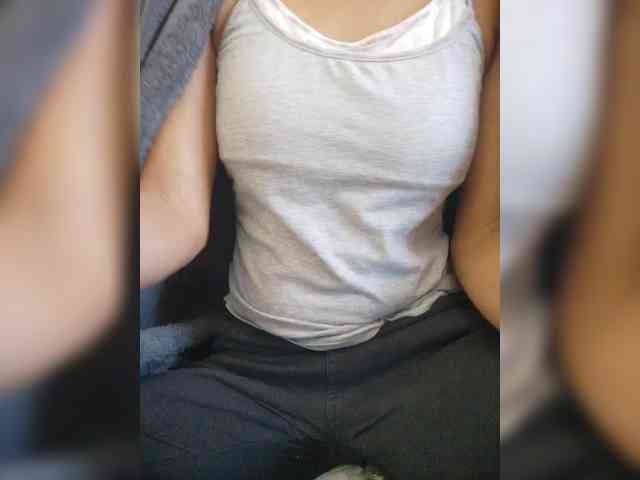Molie-777 webcam