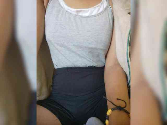 Molie-777 webcam