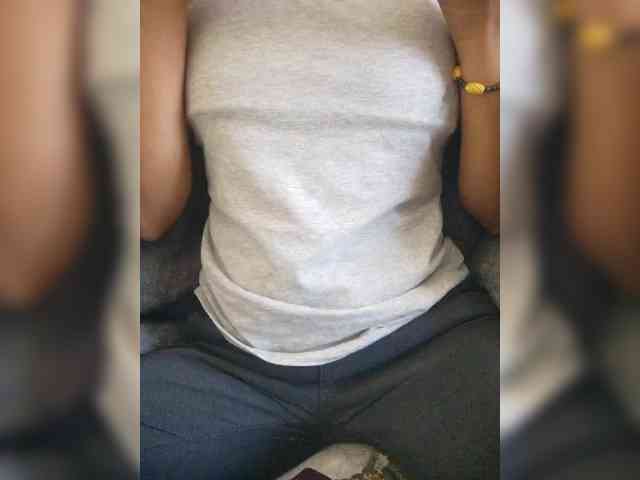 Molie-777 webcam