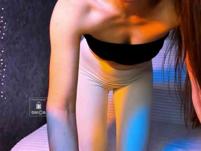 xteona Live Webcam on BongaCams