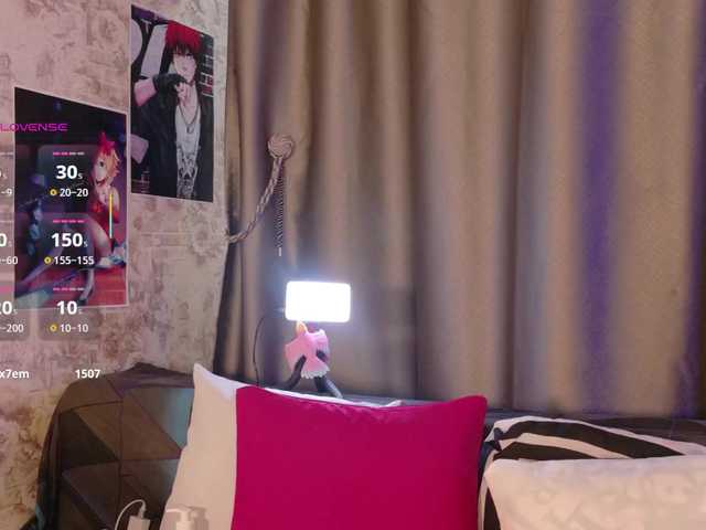 Milforja's BongaCams show and profile