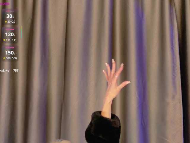 Milforja's BongaCams show and profile