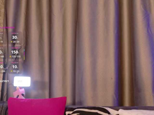 Milforja's BongaCams show and profile