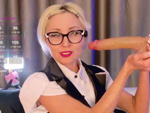 Milforja Live Webcam on BongaCams