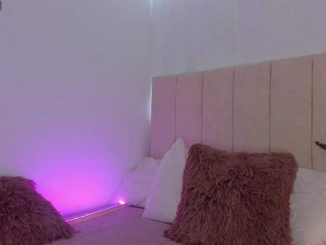 IrinaTannedd's BongaCams show and profile