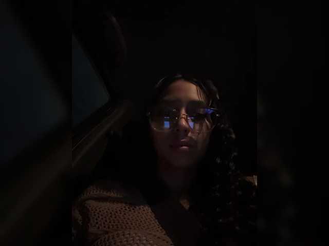 IrinaTannedd's BongaCams show and profile