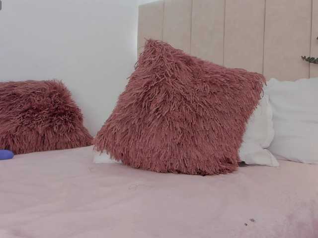 IrinaTannedd's BongaCams show and profile