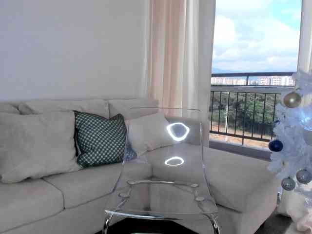 IrinaTannedd IrinaTannedd