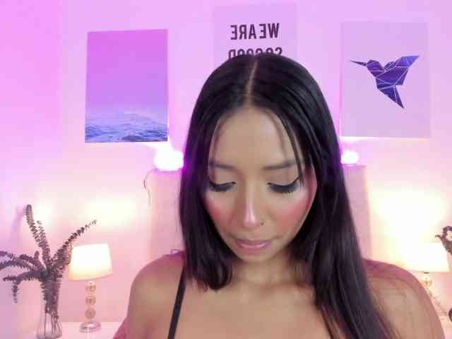 IrinaTannedd webcam