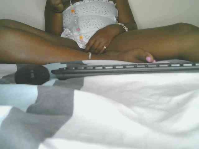 Squirtydoll256 webcam