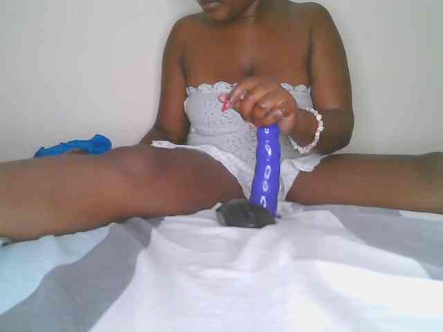 Squirtydoll256 webcam