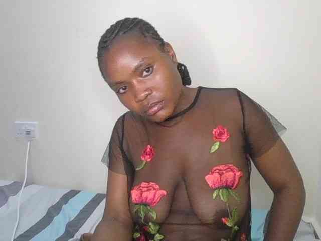 Squirtydoll256 webcam