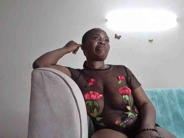 Squirtydoll256 webcam