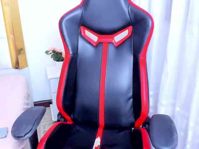 MadelineJackson bongacams