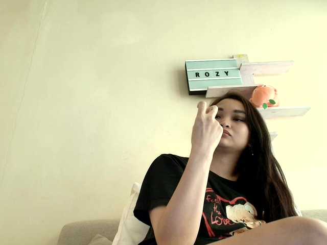 RozyBlack's BongaCams show and profile