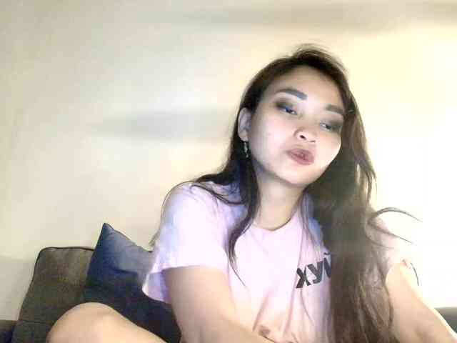 RozyElle webcam