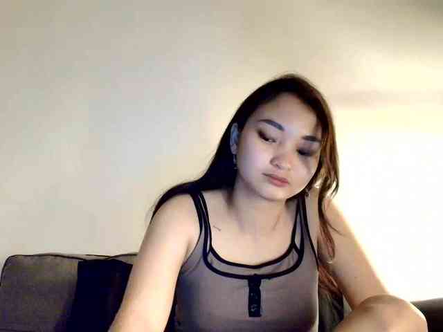RozyElle webcam