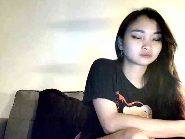 RozyElle webcam
