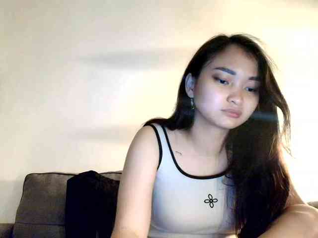RozyElle webcam