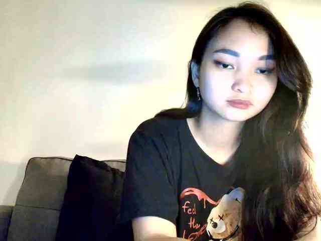 RozyElle webcam