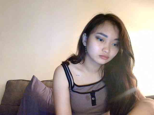 RozyElle webcam