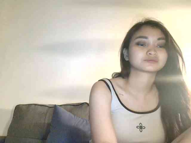 RozyElle webcam