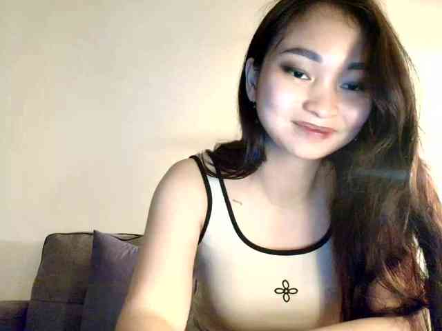 RozyElle webcam