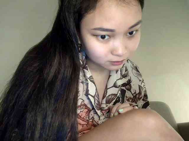 RozyElle webcam