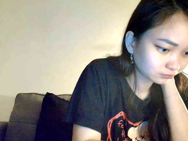 RozyElle webcam