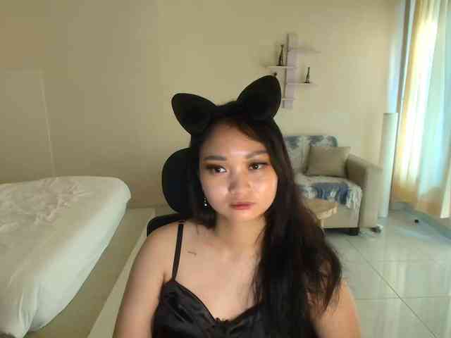 RozyElle webcam
