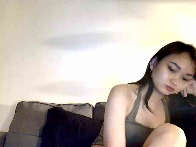 RozyElle webcam