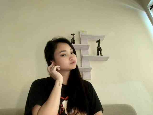 RozyElle webcam